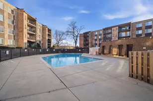 1103 S Hunt Club Dr, Mount Prospect, IL 60056 - Photo 28