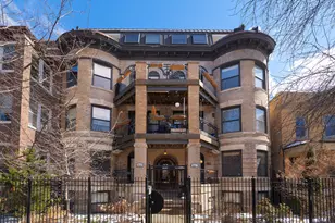 5217 N Winthrop Ave, Chicago, IL 60640 - Photo 1