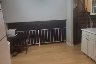 18555 Olde Farm Rd, Lansing, IL 60438 - Photo 4