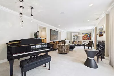 485 Oakwood Avenue #D-2, Lake Forest, IL 60045 - Photo 2