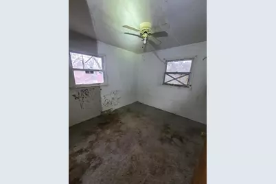 2605 N Pine Street, Waukegan, IL 60087 - Photo 6