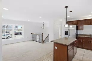 205 Fremont Ave, Romeoville, IL 60446 - Photo 8
