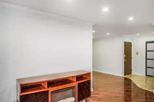 1168 Middlebury Ln, Wheeling, IL 60090 - Photo 6