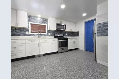 6N221 Virginia Road, Roselle, IL 60172 - Photo 8