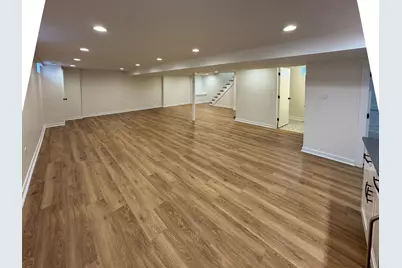 8537 W Sunnyside Avenue, Chicago, IL 60656 - Photo 22