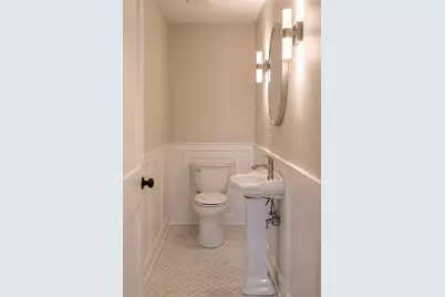 8537 W Sunnyside Avenue, Chicago, IL 60656 - Photo 10