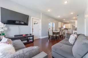 7731 45th Pl, Lyons, IL 60534 - Photo 2