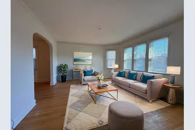 5916 W Cornelia Avenue, Chicago, IL 60634 - Photo 2