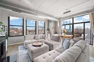 3944 N Claremont Ave, Chicago, IL 60618 - Photo 2