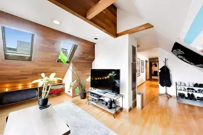 1322 W Barry Avenue, Chicago, IL 60657 - Photo 44