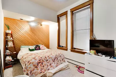 1322 W Barry Avenue, Chicago, IL 60657 - Photo 12