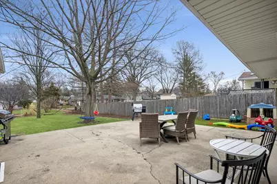1335 S Villa Avenue, Villa Park, IL 60181 - Photo 38