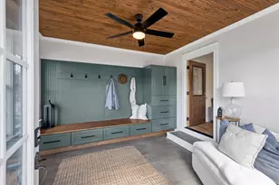 1335 S Villa Ave, Villa Park, IL 60181 - Photo 6