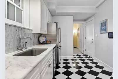 210 E Pearson Street #4C, Chicago, IL 60611 - Photo 8