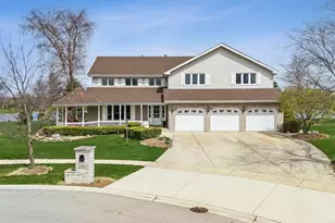 11324 Cedarwood Ct, Frankfort, IL 60423 - Photo 2