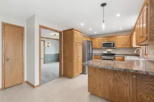 11324 Cedarwood Ct, Frankfort, IL 60423 - Photo 12