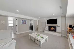 [Address not provided], Wheaton, IL 60189 - Photo 22