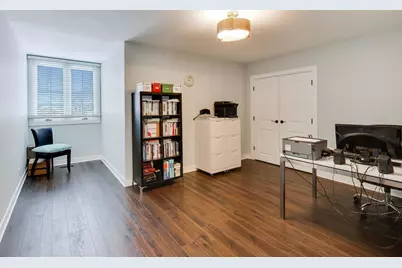 26 The Court Of Island Point, Northbrook, IL 60062 - Photo 16