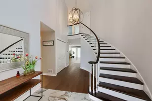 26 The Court of Island Point, Northbrook, IL 60062 - Photo 2