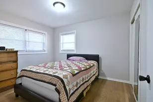 341 Iroquois Rd, Hillside, IL 60162 - Photo 14