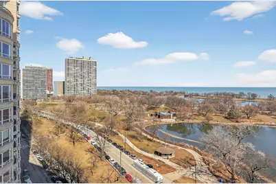 2500 N Lakeview Avenue #1304, Chicago, IL 60614 - Photo 10
