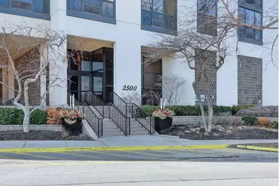 2500 N Lakeview Avenue #1304, Chicago, IL 60614 - Photo 2