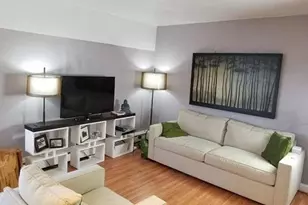 4970 N Marine Dr, Chicago, IL 60640 - Photo 2