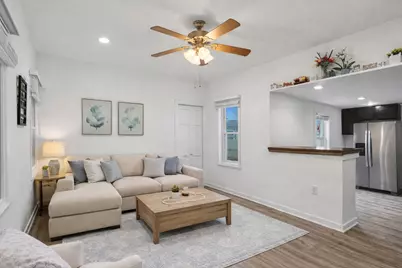 205 E Taylor Street, Grant Park, IL 60940 - Photo 6