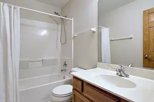 2738 Borkshire Ln, Aurora, IL 60502 - Photo 32