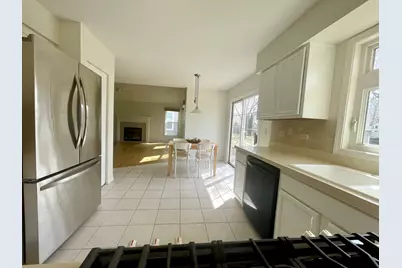 1439 Blue Heron Drive, Crystal Lake, IL 60014 - Photo 12