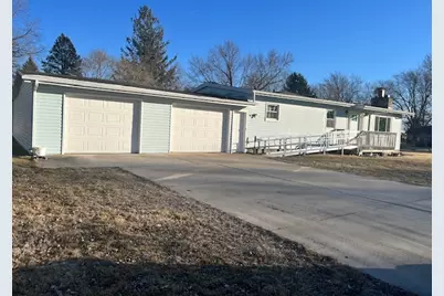 1105 Sunset Drive W, Rock Falls, IL 61071 - Photo 1