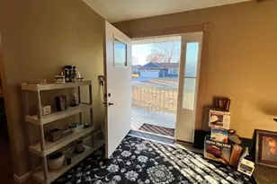 1105 Sunset Dr W, Rock Falls, IL 61071 - Photo 8