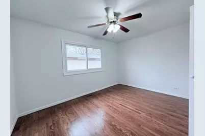 28 W Devon Avenue, Glendale Heights, IL 60139 - Photo 22