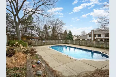 [Address not provided], Wheaton, IL 60187 - Photo 28