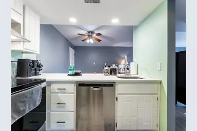 820 Elder Road #c315, Homewood, IL 60430 - Photo 4