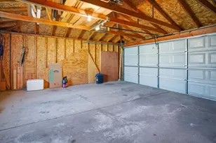 10424 S Forest Ave, Chicago, IL 60628 - Photo 24