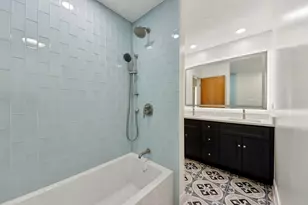 3623 Pebble Beach Rd, Northbrook, IL 60062 - Photo 32