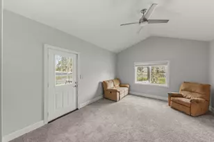 916 Barber Ln, Joliet, IL 60435 - Photo 10