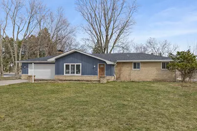 916 Barber Lane, Joliet, IL 60435 - Photo 1