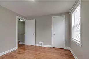 617 Waukegan Rd, Deerfield, IL 60015 - Photo 14