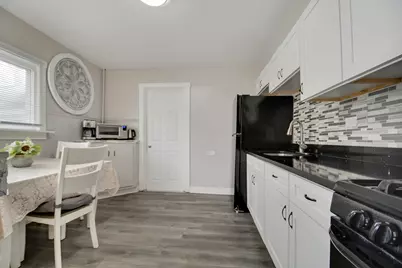 3737 Rose Manor Terrace, Markham, IL 60428 - Photo 6