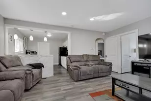 3737 Rose Manor Terrace, Markham, IL 60428 - Photo 2