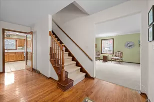 77 Bluebird Ln, Naperville, IL 60565 - Photo 4