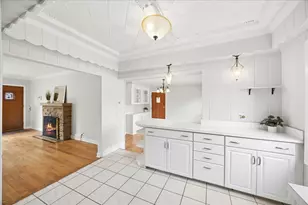 1249 Highridge Pkwy, Westchester, IL 60154 - Photo 10