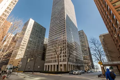 260 E Chestnut Street #C-4, Chicago, IL 60611 - Photo 1