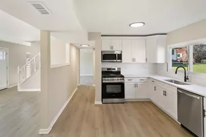 3536 Marseilles Lane, Hazel Crest, IL 60429 - Photo 4