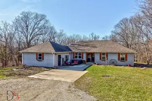 2813 E 2525th Rd, Marseilles, IL 61341 - Photo 6