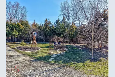 2813 E 2525th Road, Marseilles, IL 61341 - Photo 38