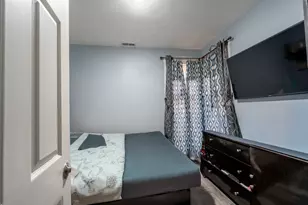 5439 W 23rd Pl, Cicero, IL 60804 - Photo 10