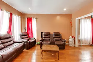 8822 S Ada St, Chicago, IL 60620 - Photo 4